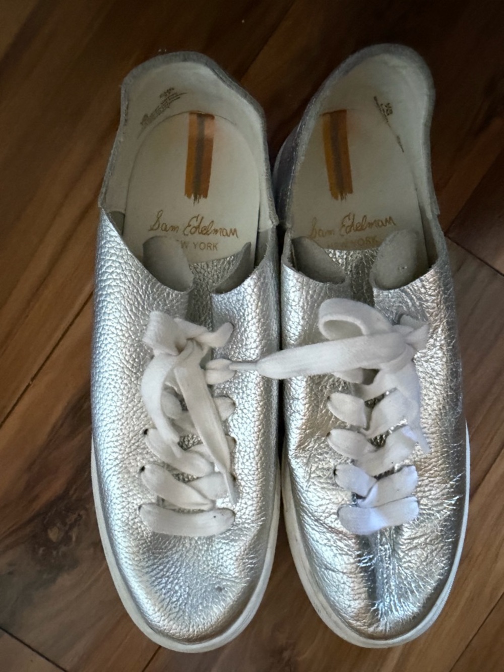 Sam Edelman Metallic Silver Low-Top Lace-Up Sneakers - Picture 8 of 8